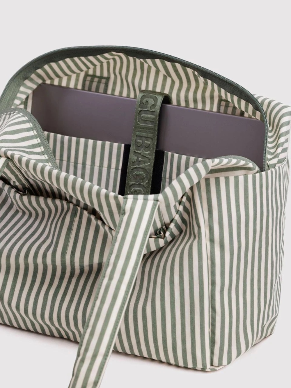 BAGGU Everyday Cloud Bag in Sage Stripe NEW WITH TAGS NWT - Picture 8 of 9